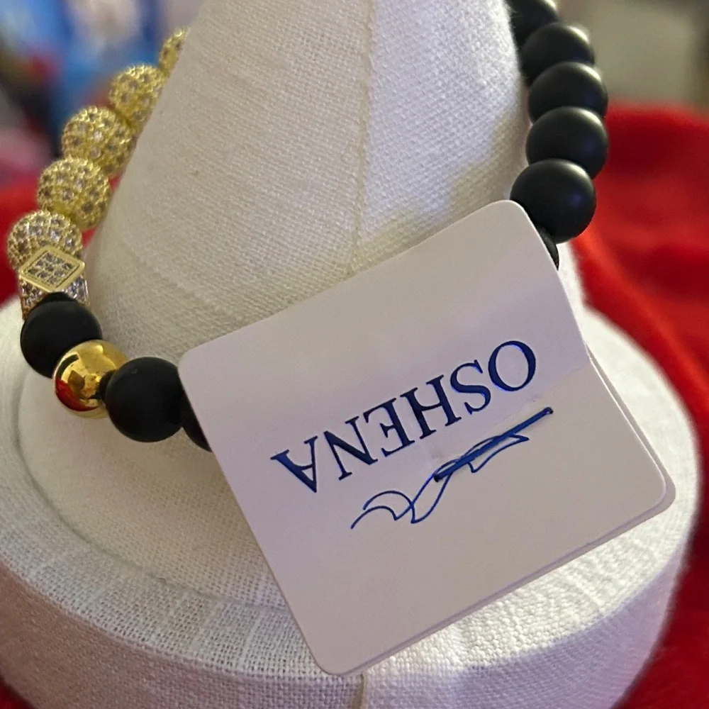 Oshena‎ Black onyx and Gold Beaded Bracelet UNISEX